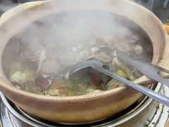 -广味炭炉鸡煲(宝业路分店)