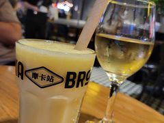 -Moka Bros 摩卡站(西单大悦城店)