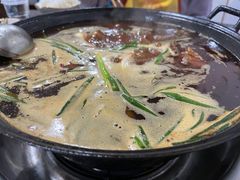 -石灰市毛记烧鸡公(解放碑店)