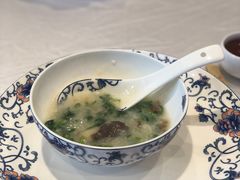 -景月阁空中食府(希尔顿酒店)