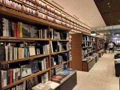 -茑屋书店(天目里店)