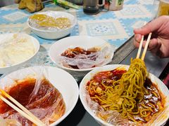 -暖泉小吃广场