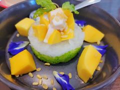 -Chom Cafe and Restaurant