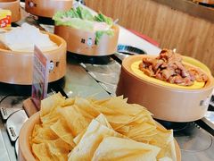 -龍歌自助小火锅(市南金茂湾店)