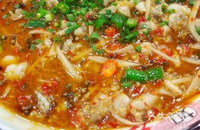 Stir-Fried田Chicken with Young Ginger in Wine Pot