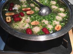 -钟掌勺忘不了地道湘菜(新天地假日广场店)