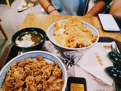 招牌牛肉饭-吉野家(南昌铜锣湾店)