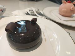 chocolate mango-Fridi Patisserie Cafe