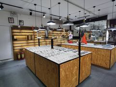 -罗伯特眼镜·蔡司官方授权(罗湖国贸店)