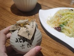 -东来菜馆•手抓海鲜家常菜•海鲜锅贴(鸽子窝店)