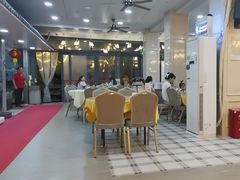 -鹏城人家海鲜酒家·23年老字号(较场尾店)