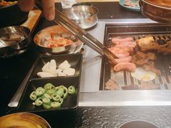 -臻牛烤肉