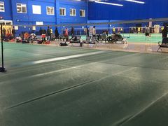 -中地华冠羽毛球俱乐部