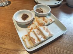 瓦片烤云腿乳饼-一坐一忘云南菜(三里屯店)