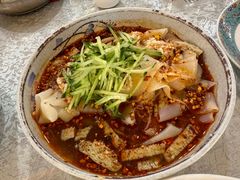 -汗腾格里·风味餐厅(新疆驻京办店)
