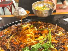 -鸿顺老铁锅美蛙鱼府(解放碑店)