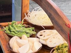 -正南齊北重庆老火锅(光华村直营店)