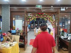 -鹏城人家海鲜酒家·23年老字号(较场尾店)