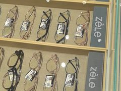 -博士眼镜(东莞明丰广场店)