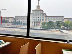 -麦当劳(军博店)