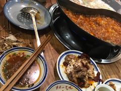 -小天鹅火锅·一线江景洪鼎旗舰店(洪崖洞店)