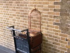 -九又四分之三站台