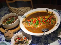 -卢大鲜鱼头捞饭(美利广场店)