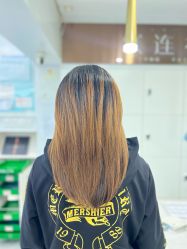 -镁连社·美联社