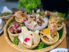 -菌彩云南野生菌火锅(万达广场店)