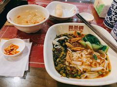 -双燕楼·手工馄饨·汤面小吃(世纪汇店)