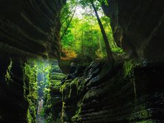 -梭布垭石林景区