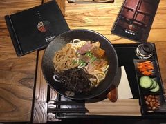 -俏湘私房菜(国贸店)
