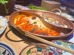 -洱火云南酸菜牛肉火锅(石景山当代商城店)