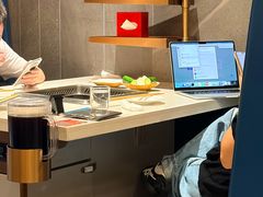 -海底捞火锅(长宁路龙之梦店)