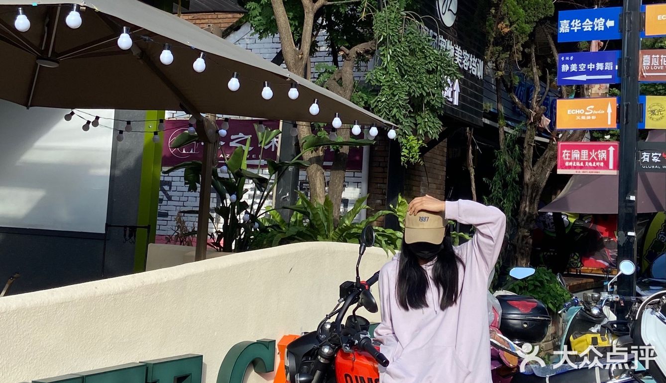 这是昆明首家露营风的烧烤营地