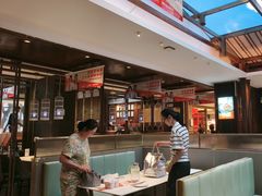 -阿瓦山寨·湘菜现炒·剁椒鱼头王(咸阳总店)
