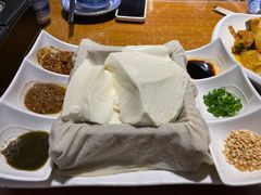 -95号酱骨·一块豆腐(展春园西路店)