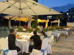 -靓湾海鲜·海景餐厅(小麦岛店)