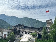 -四川汶川特大地震漩口中学遗址