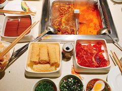-海底捞火锅鲜切牛肉主题店(长寿路店)