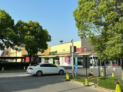 -宁波杉井奥特莱斯广场