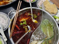 -重庆故事姊妹老火锅(财经学院店)