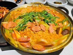 部队锅-本家韩国烤肉(青岛万象城店)
