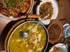 -有红鸡毛店·川菜(建设路店)