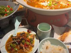 -卢大鲜鱼头捞饭(美利广场店)