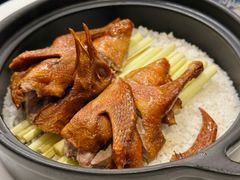香茅焗乳鸽-白天鹅宾馆-玉堂春暖餐厅