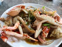 -亚龙湾8号(丁村万人海鲜广场店)