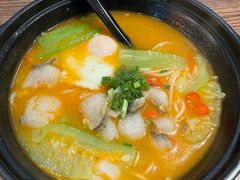 -俏凤凰·苗家酸汤牛肉粉(花城汇南区店)