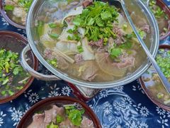 -牛四娃跷脚牛肉·非物质文化遗产传承名店(峨眉山店)