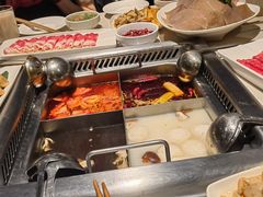 -海底捞火锅鲜切牛肉主题店(长寿路店)